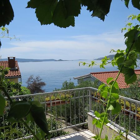 טרוגיר Apartments Lovric - 30 Meters To The Beach מראה חיצוני תמונה