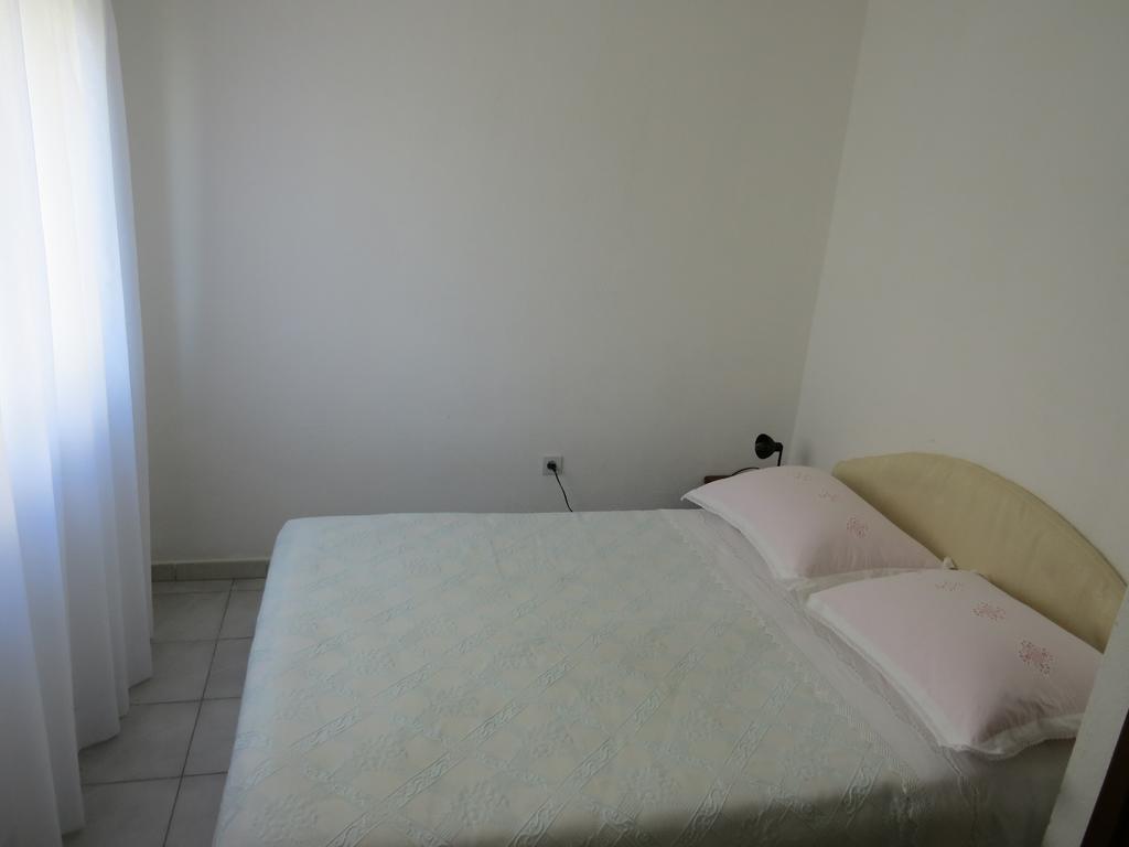 טרוגיר Apartments Lovric - 30 Meters To The Beach מראה חיצוני תמונה