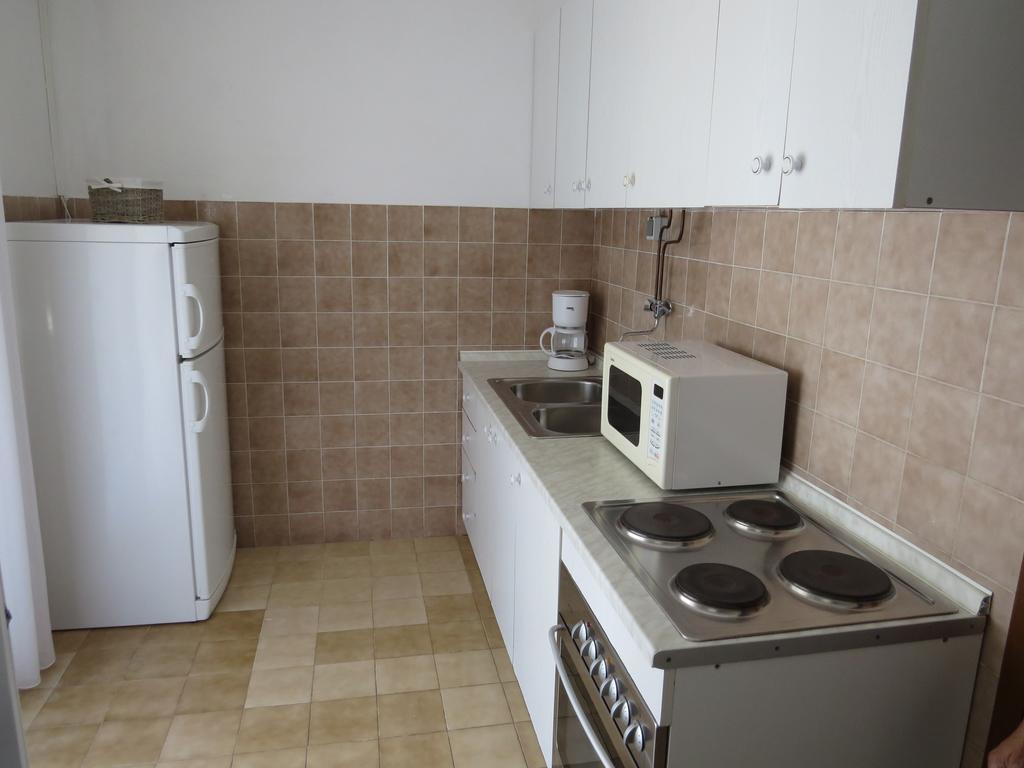 טרוגיר Apartments Lovric - 30 Meters To The Beach מראה חיצוני תמונה